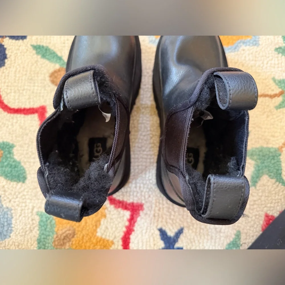 Ugg Black Platform Ankle Boots for Winter Snow or Rain - Picture 5 of 6
